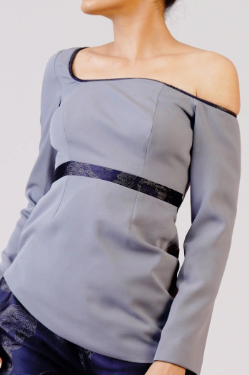One-Shoulder Flared Trouser Set - Image 3