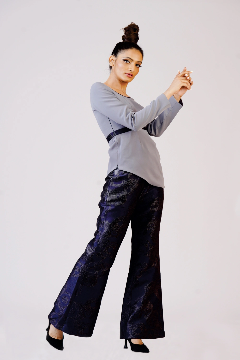 One-Shoulder Flared Trouser Set - Image 5