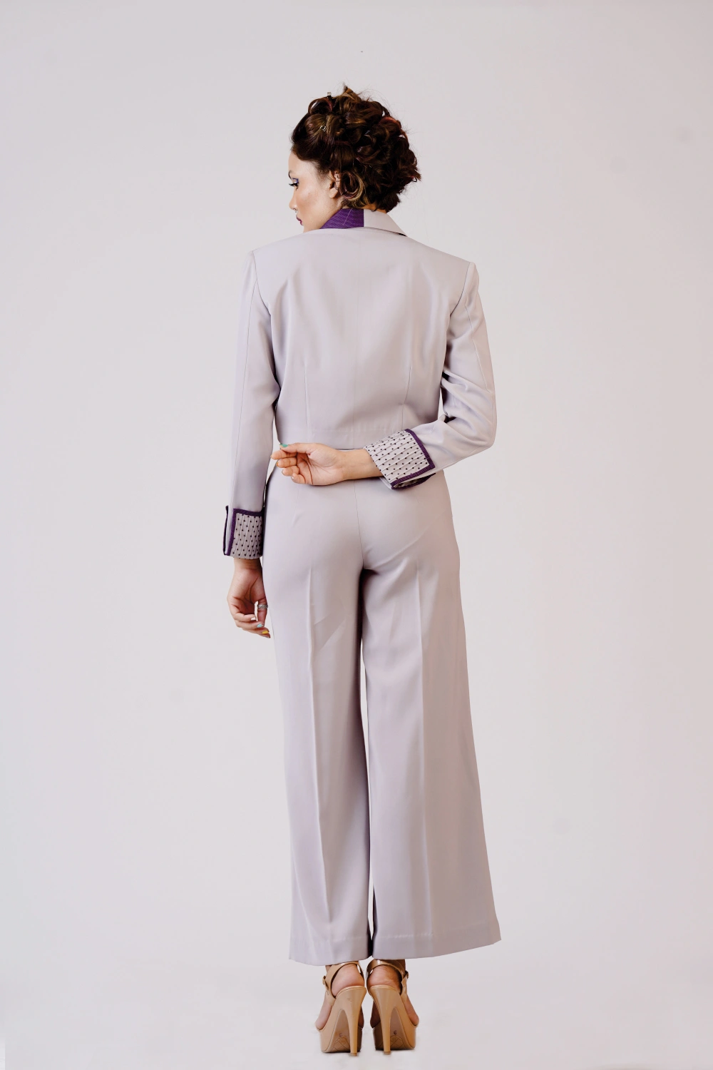 Women’s Color-Block Blazer & Wide-Leg Trouser Set - Image 6